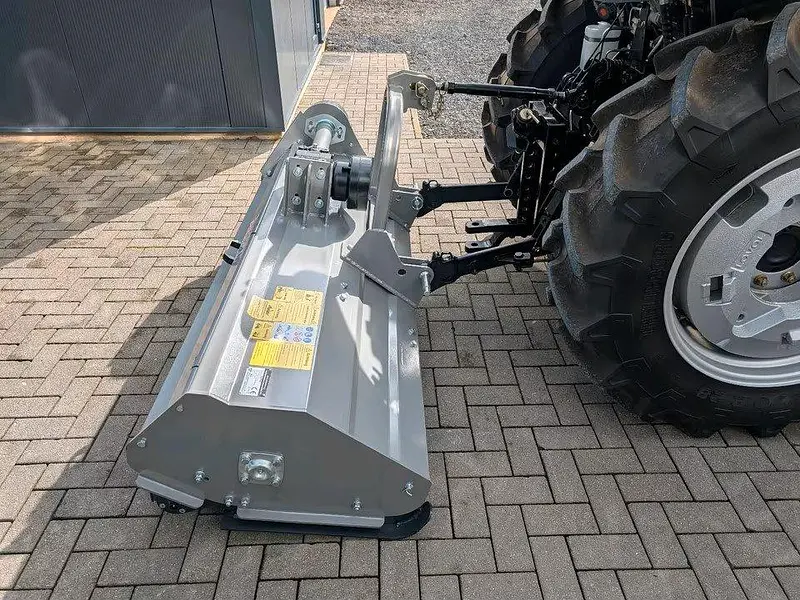 Mulcher Jansen EFGC 175, Wartungsklappe, Hammerschlegel 800 g – Bild 9