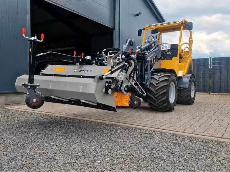 Kehrmaschine Jansen JK-130, Traktor Kehrmaschine, Auffangbehälter – Bild 2